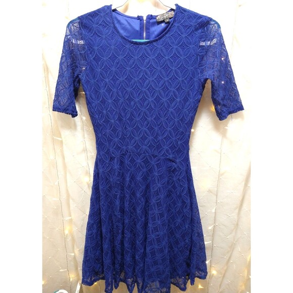 J Glee Women Small Dress Midi Short Fit Flare Vibrant Lace Overlay Semi Formal - Picture 1 of 7